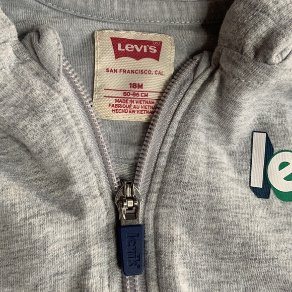 18M GRAY ‘LEVI’ ONESIE! - Picture 2 of 6